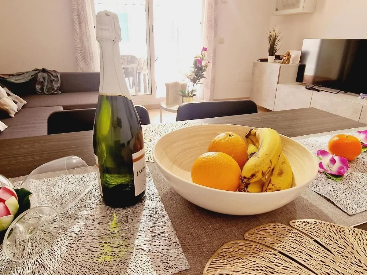 Сasa de vacaciones Precious 3 Bedroom, Oasis De Fanabe Wifi Free Costa Adeje