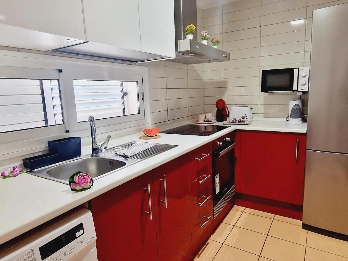 Precious 3 Bedroom, Oasis De Fanabe Wifi Free Costa Adeje  0*, Costa Adeje (Tenerife) España